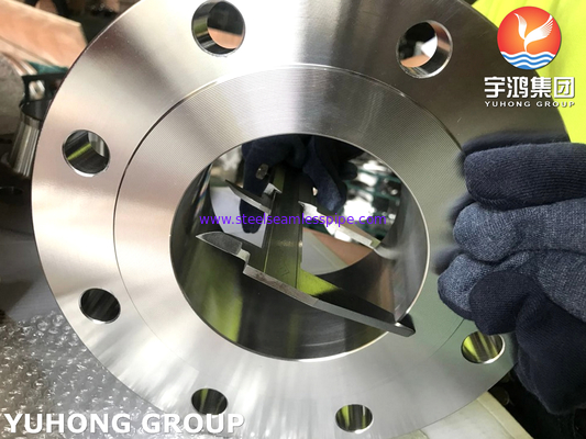 SA182 F60 / UNS S32205 Σφυρηλατημένη διπλή ατσάλινη φλέβα, RF με λαιμό συγκόλλησης ANSI B16.5, για εξοπλισμό επεξεργασίας λυμάτων