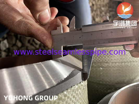 ASME SA335 P22 10" SCH120 Χωρίς συγκόλληση σωλήνες λέβητα Μαύρη ζωγραφική με βέβλο τέλος