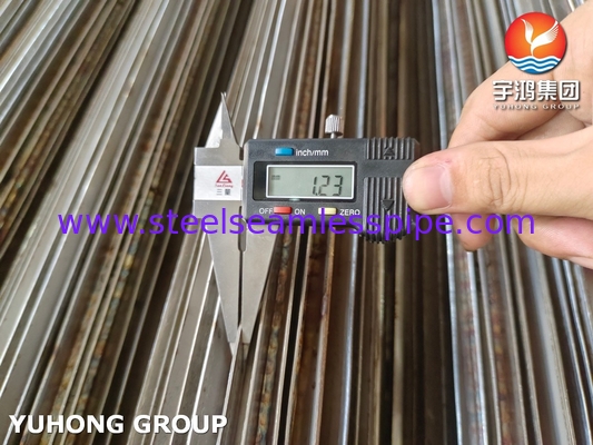 ASTM A106 A333 A179 A210, P5 P11 P22 P9, Διαμήκη φτερωτή σωλήνα