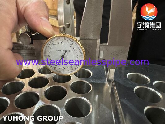 ASME SA240 SS304 Πλάκα Σωλήνα Εναλλάκτη Θερμότητας Ακριβείας CNC-Διατρημένη για Πετροχημική Υπηρεσία Ανθεκτική στη Διάβρωση